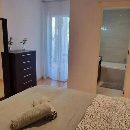 Апартаменты Reserva Del Higueron Palm And Pool *