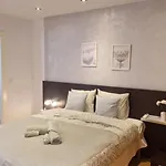 Reserva Del Higueron Palm And Pool * Fuengirola