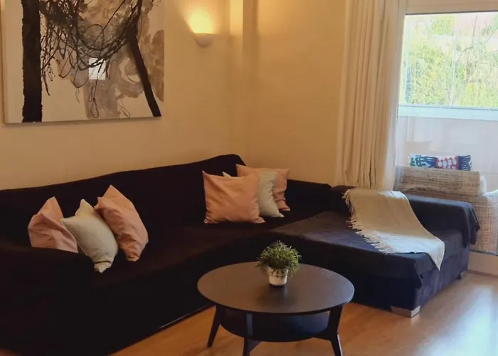 Reserva Del Higueron Palm And Pool Daire *