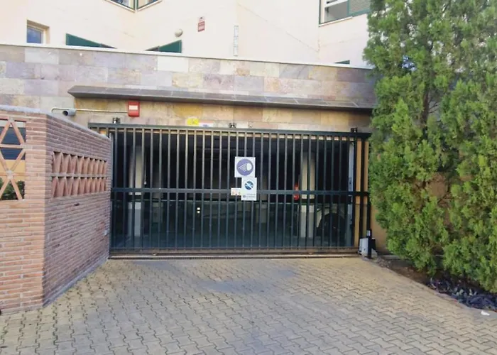 Reserva Del Higueron Palm And Pool Daire *