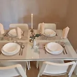 Апартаменти Reserva Del Higueron Palm And Pool Фуенхірола